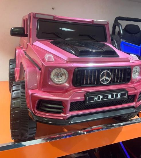 صورة جيب مرسيدس أطفال كهربائي